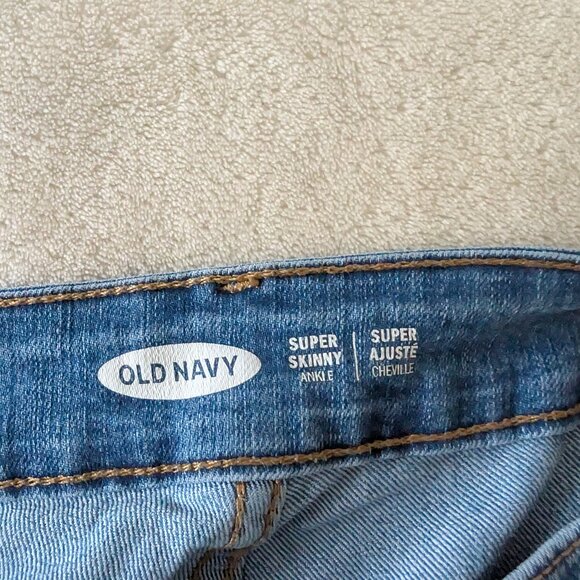 3/$30 Super skinny mid rise ankle jeans - Picture 3 of 6